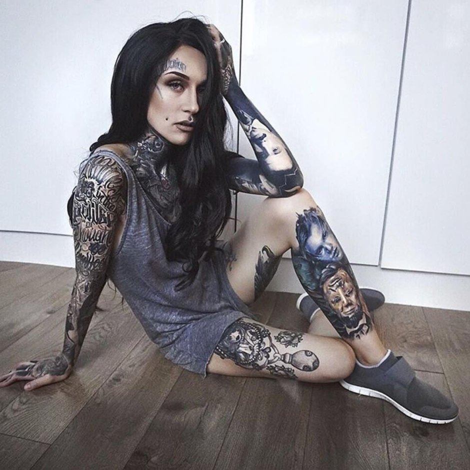 Monami Frost