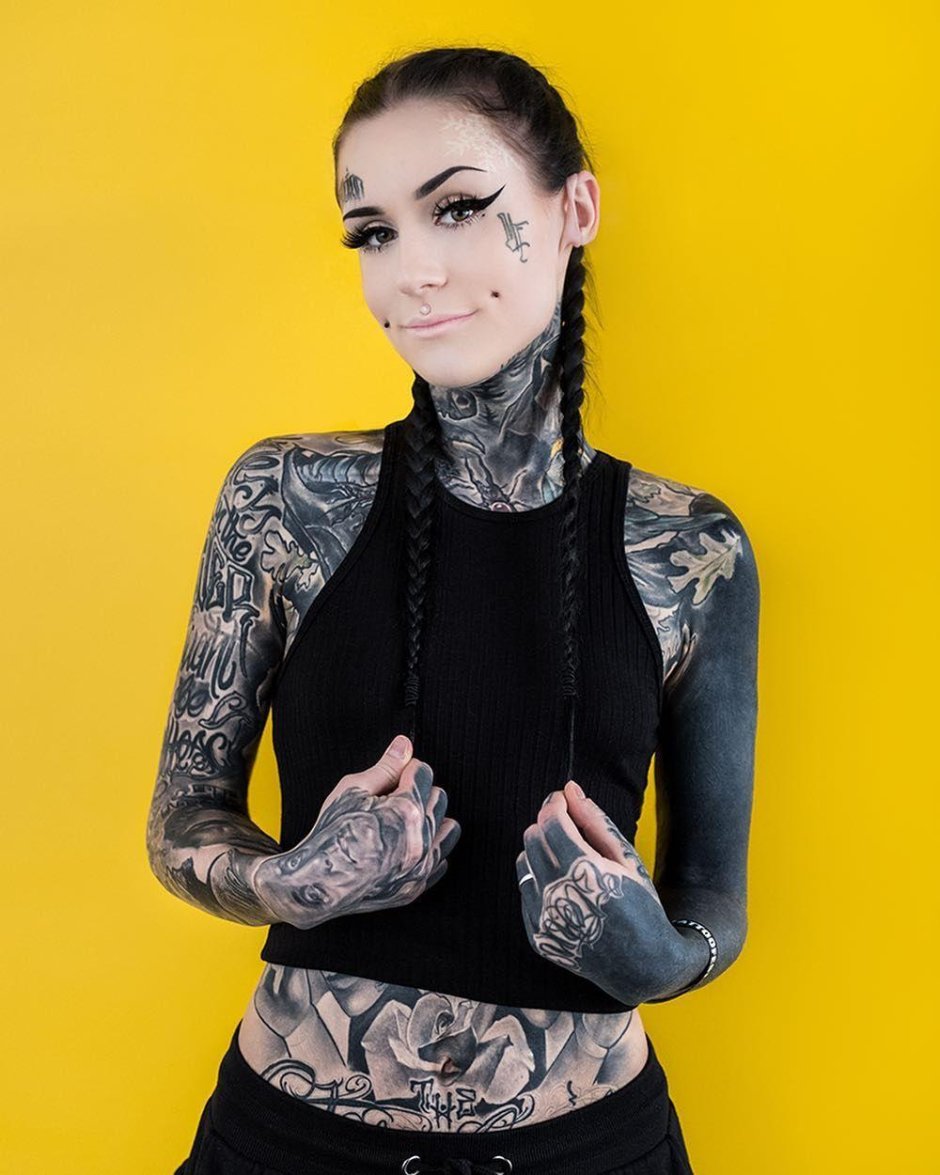 Monami Frost