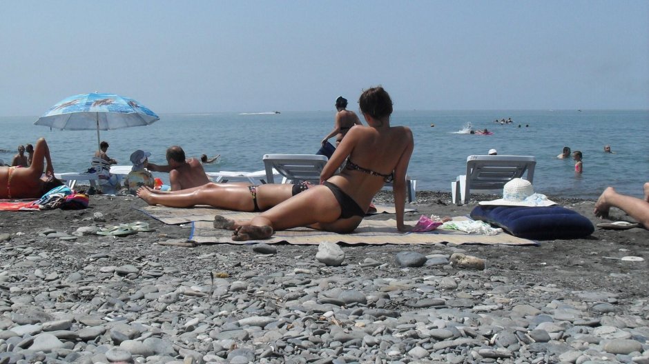 Beach Sputnik Sochi Nudi