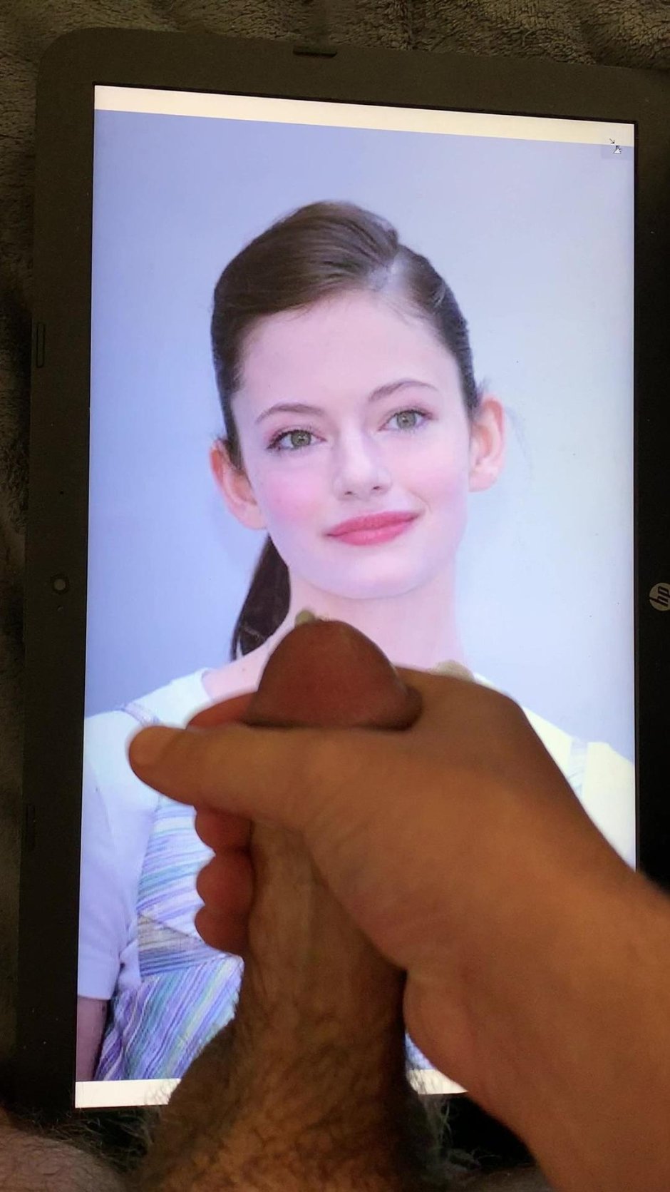 Millie Bobby Brown Cum Tribute Sex