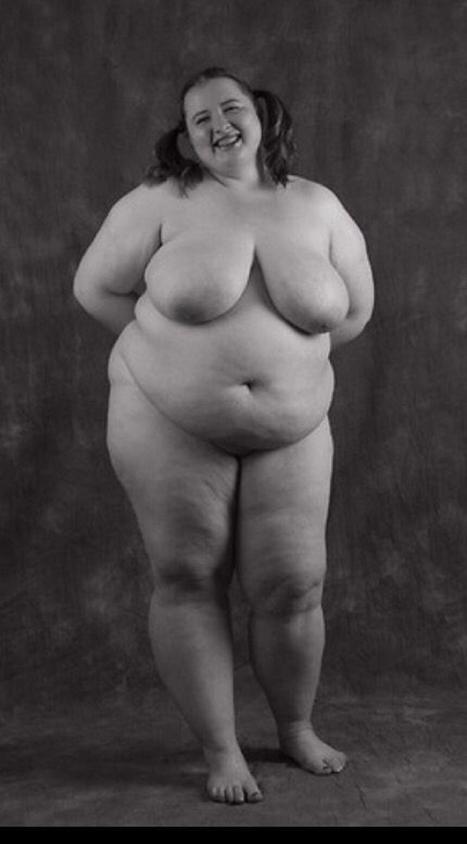 Very thick naked women