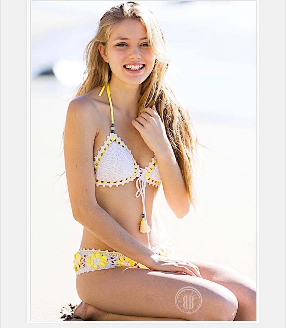 Doubleteamedteens Model in full height