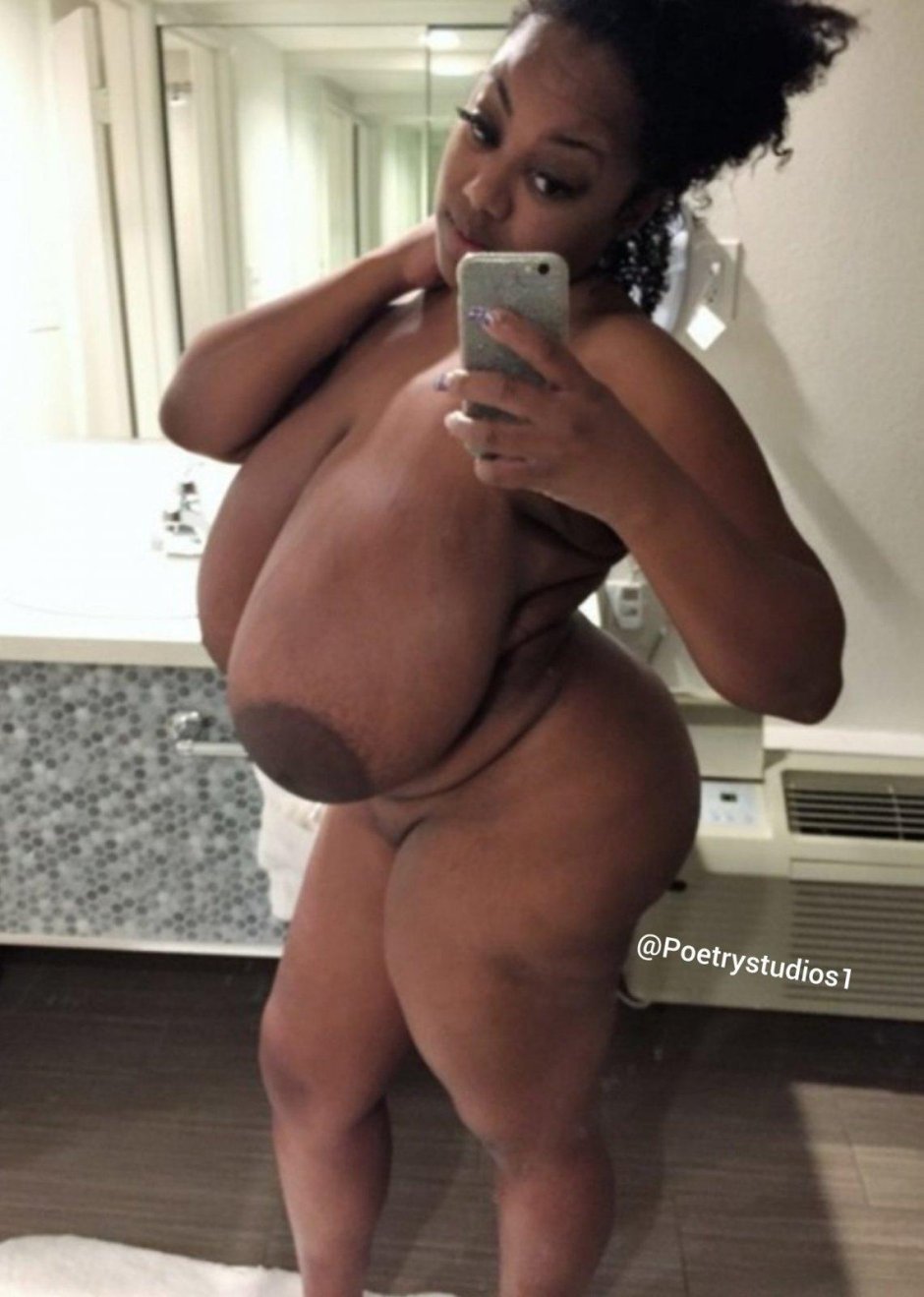 Selfie Big Tits Ebony