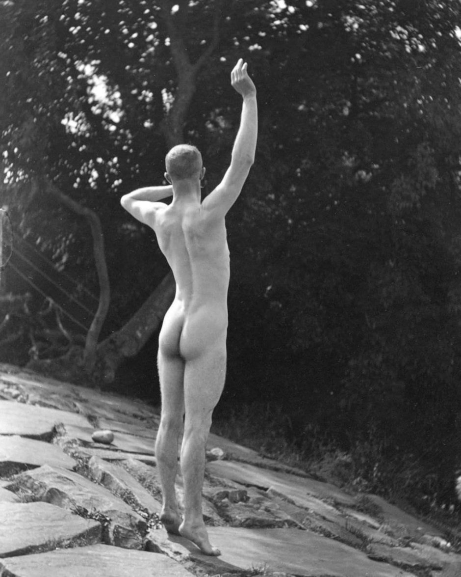 Old pictures of naked men