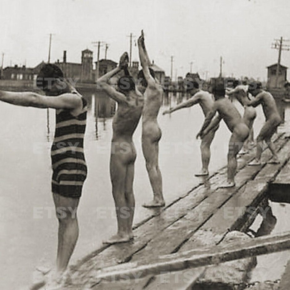 Swimming naked Retro