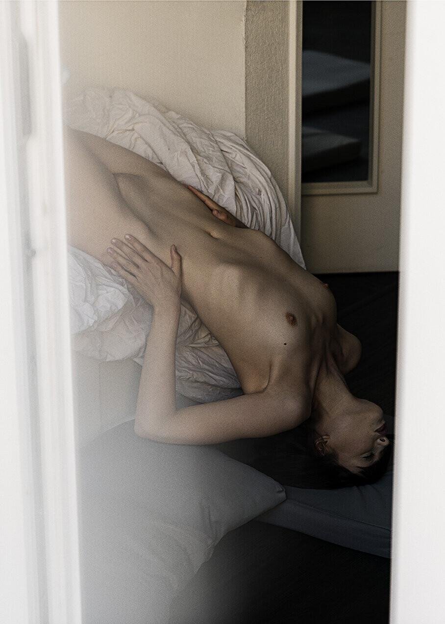 Naked Model Marie Grippon