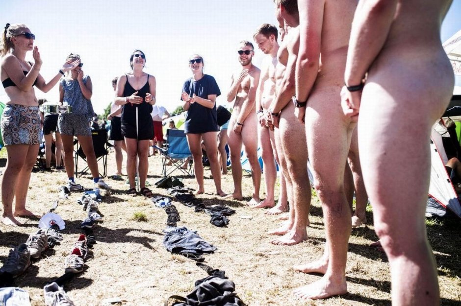 Cfnm on European beaches