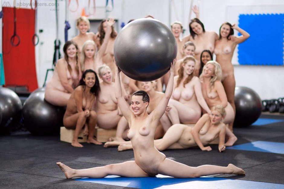 Naked women play sports