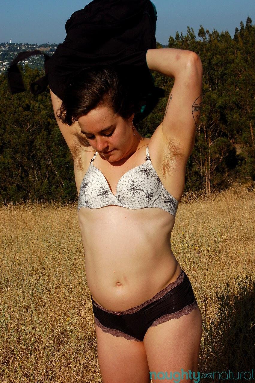 Amalia Olay Volodata