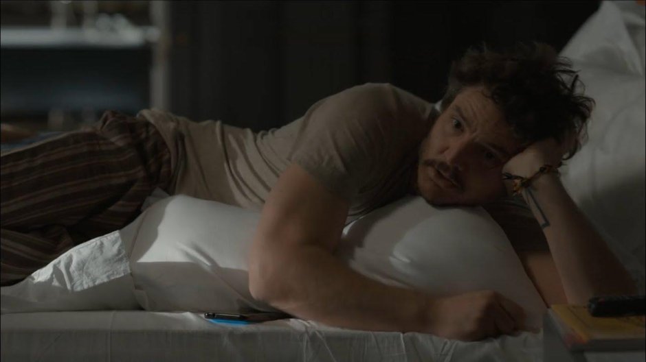 Pedro Pascal with a phone meme