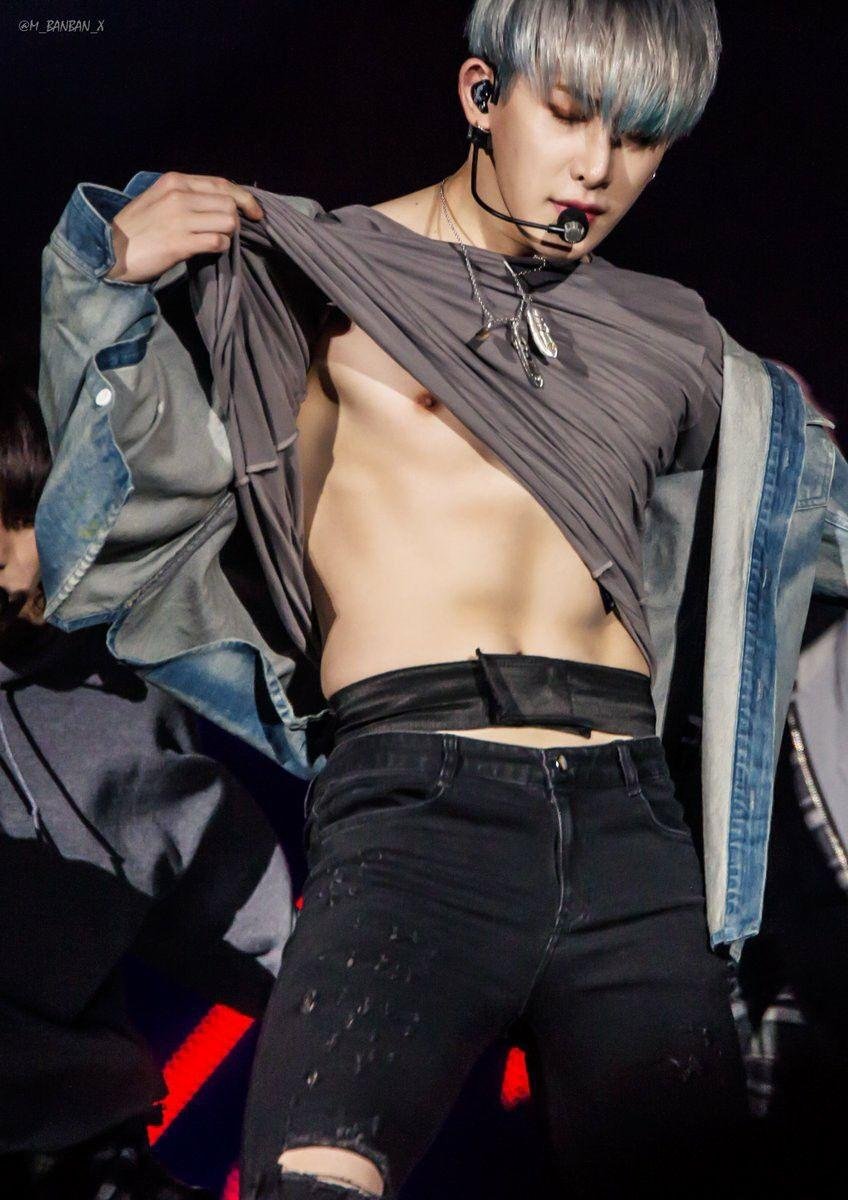 Wonho torso