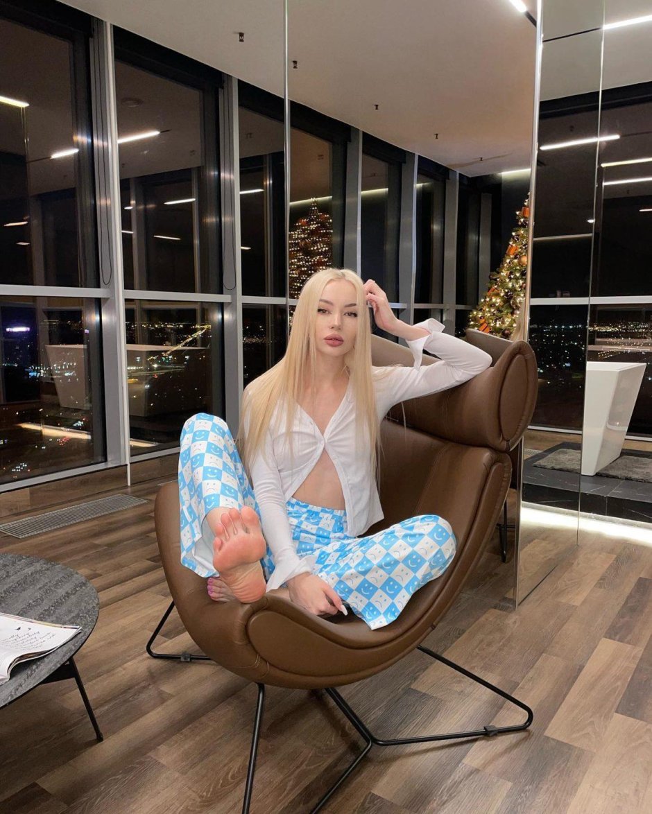 Sasha Paradage Foot fetish