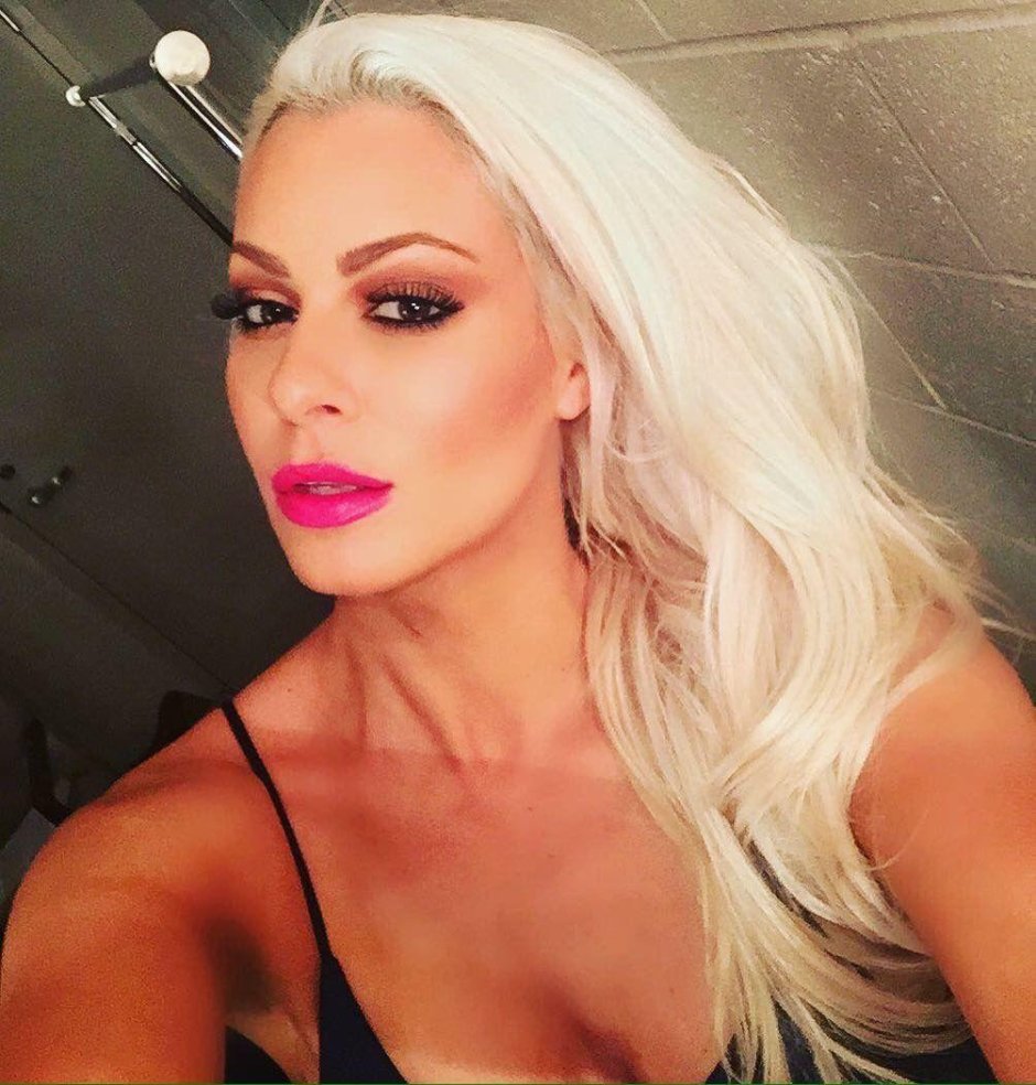 Barbie MarySe Instagram bare