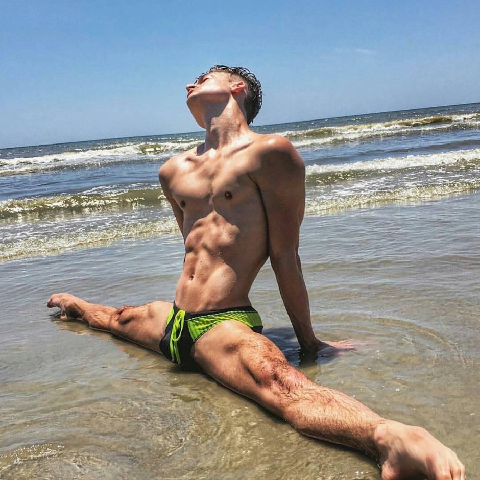 Figure of the Gymnast Men