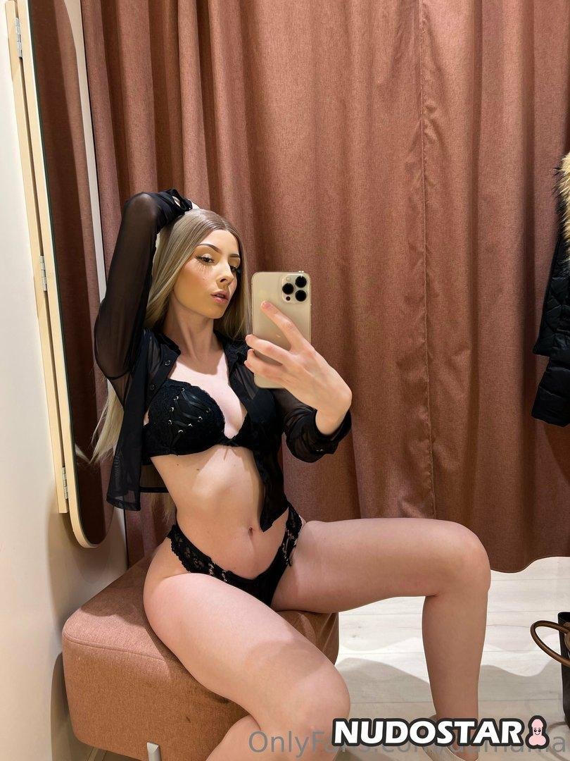 Damania Aka Slutty_damania hot photos