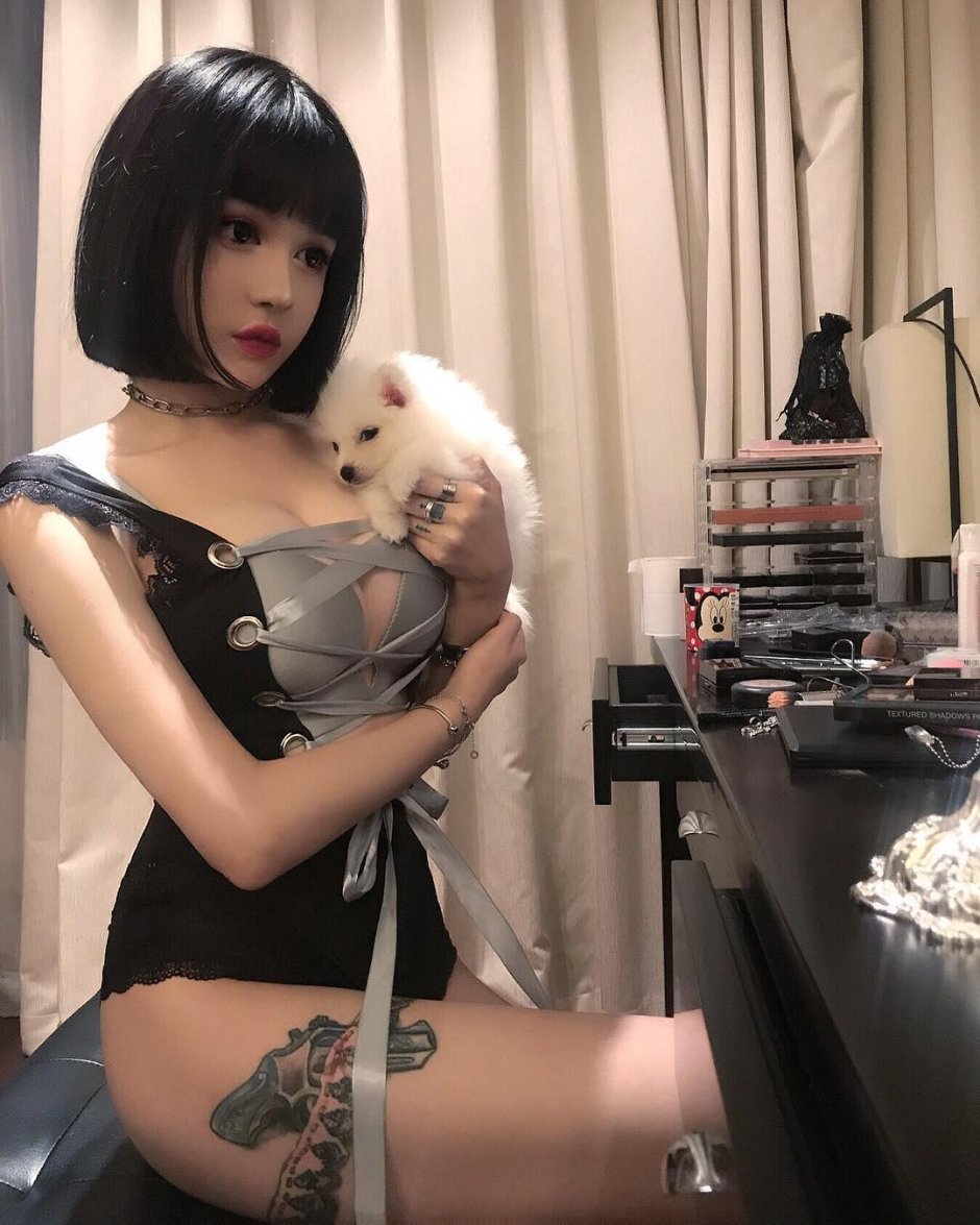 Kina Shen - live barbie from Chinese