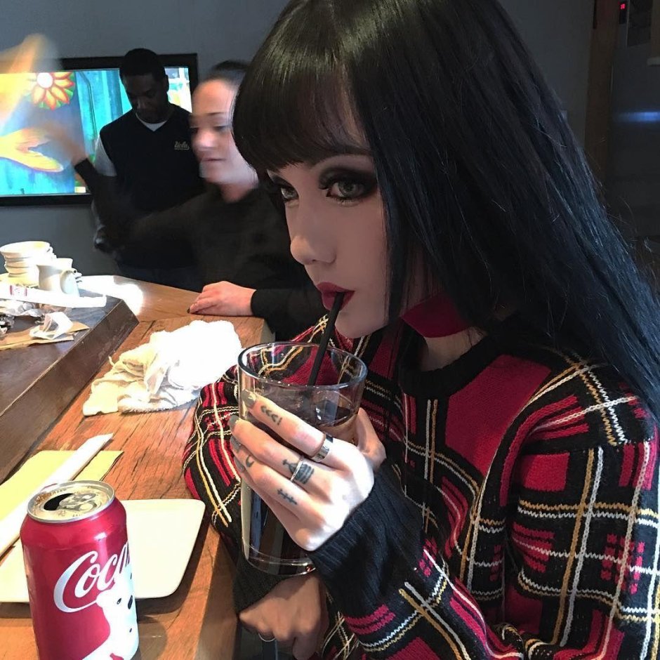 Kina Shen cyborg cosplay