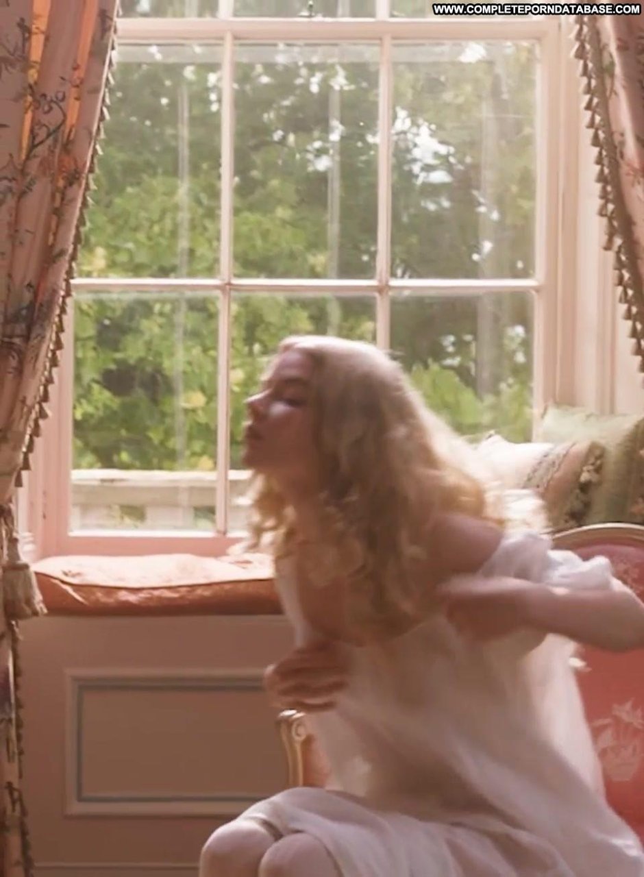 Anna Taylor Joy Photo Nude