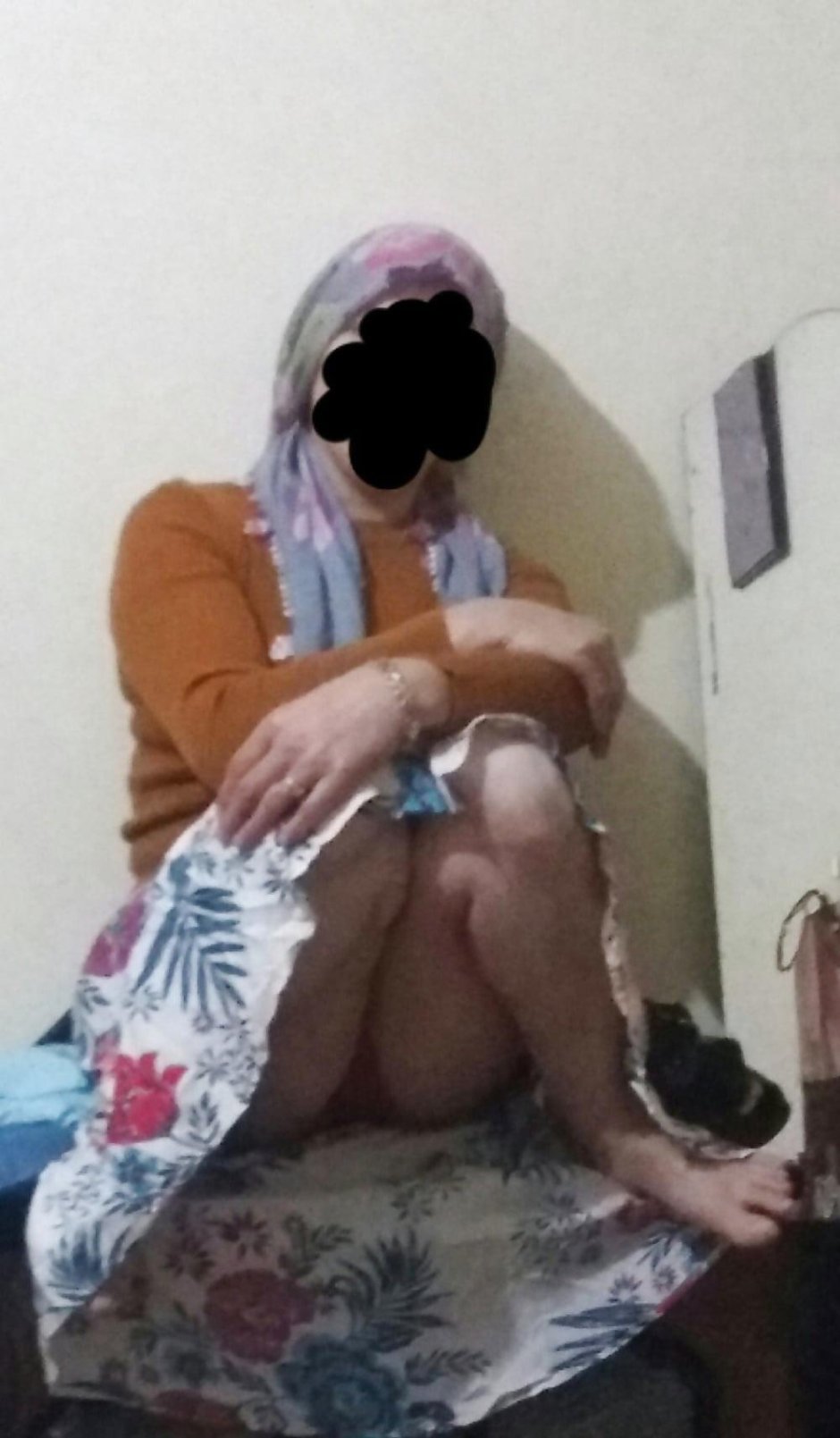 Voyeurism hijab Private