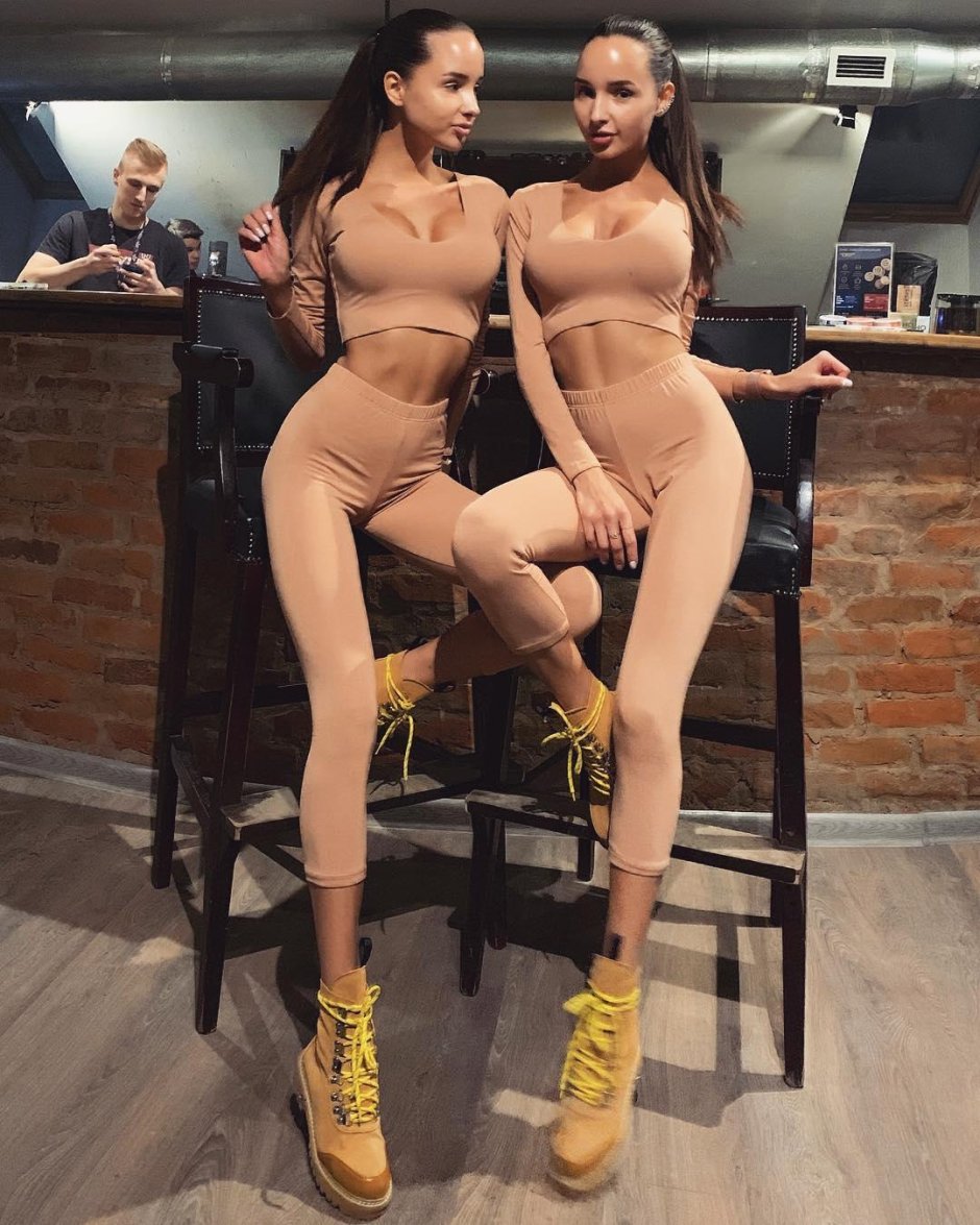 Naked twins ADELINA