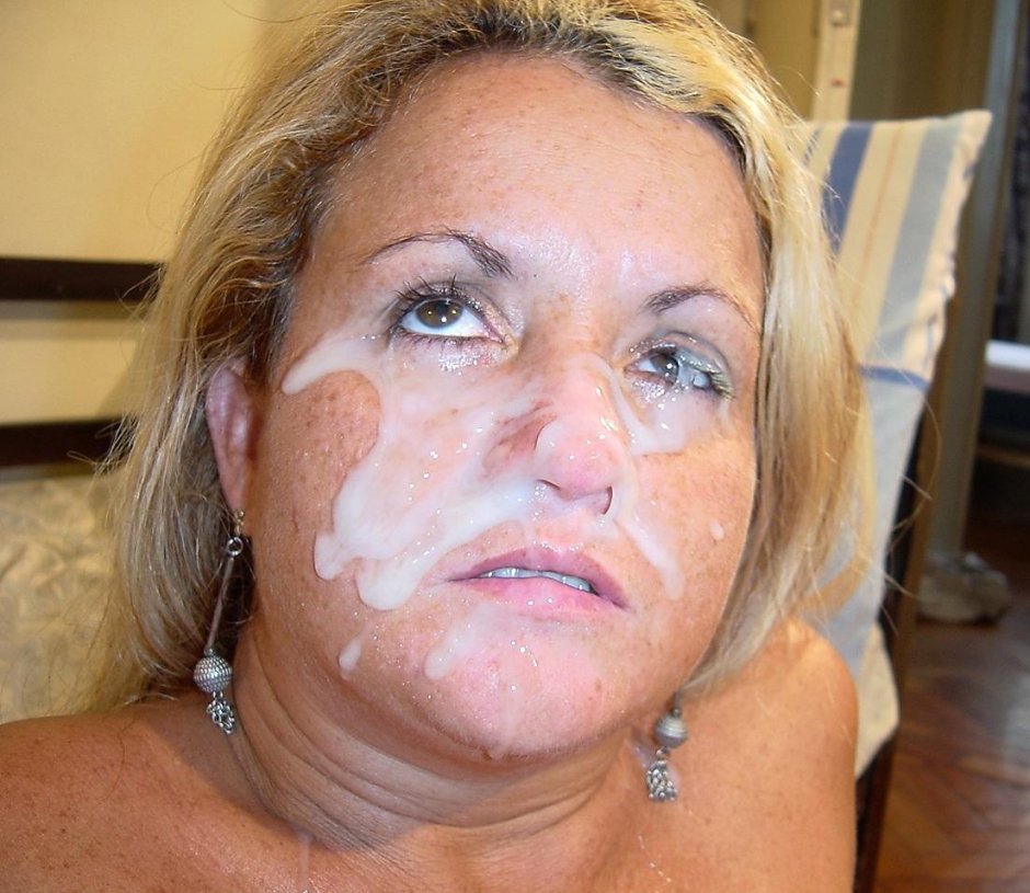 Beautiful mature cumshot