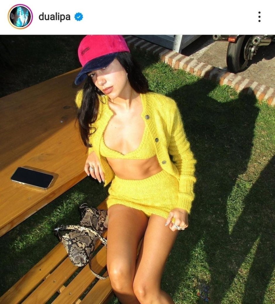 Dua Lipa flashing