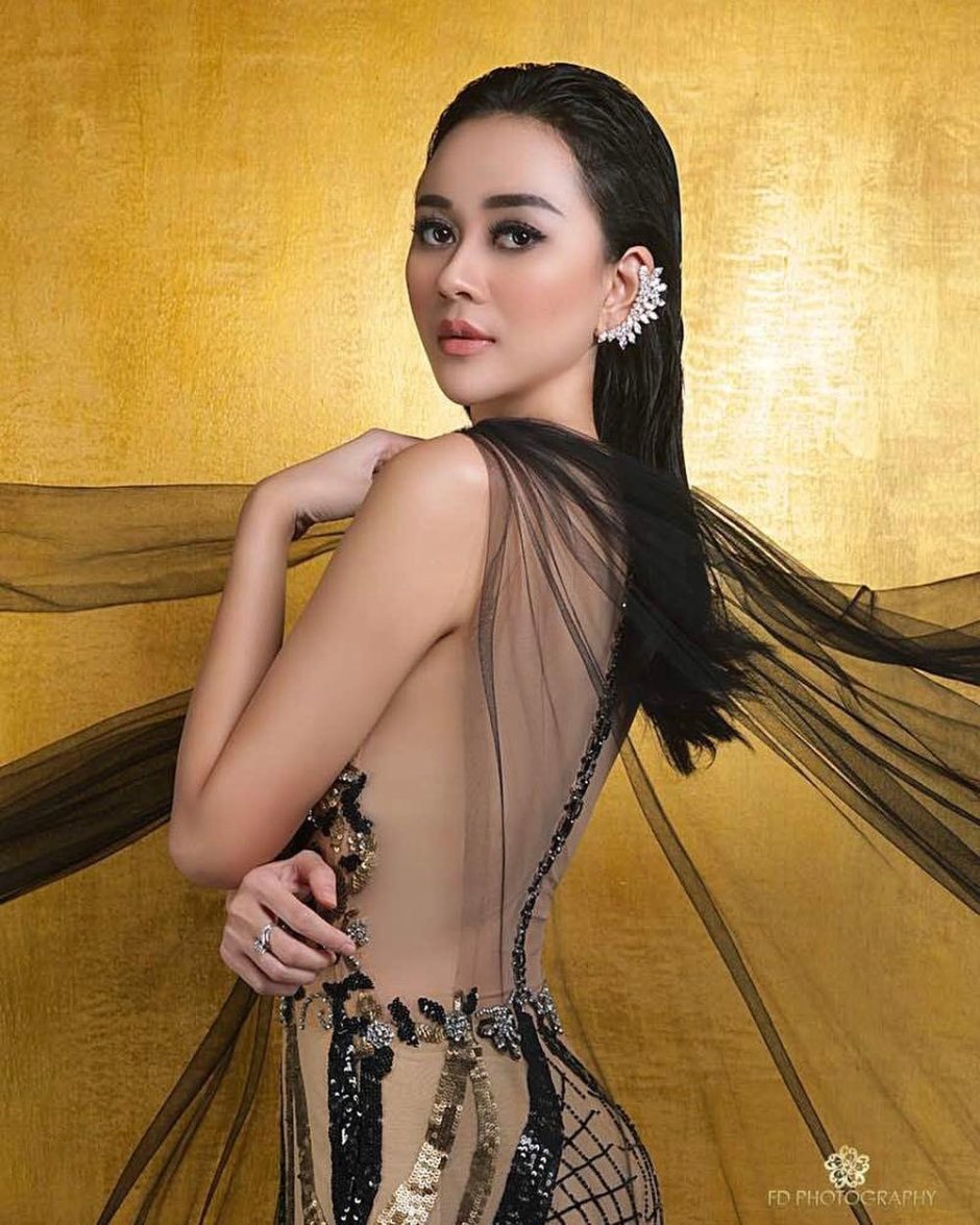 Artis Indonesia Aura