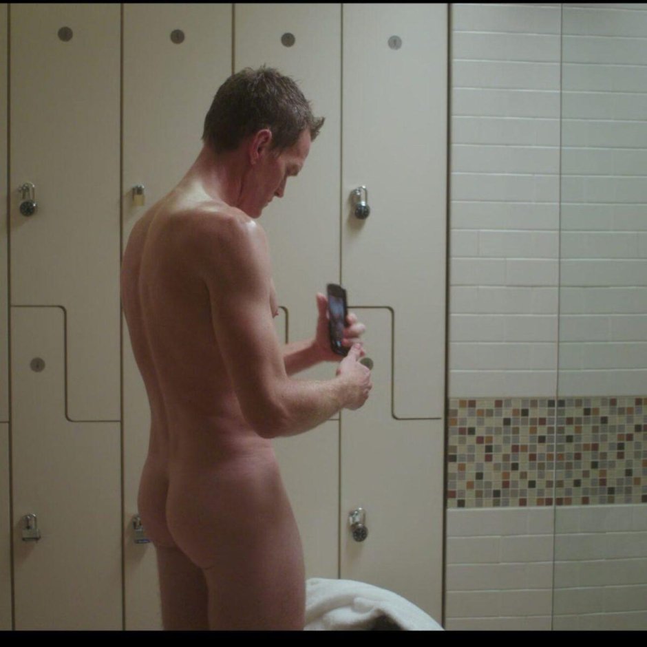 Jeabo Pitts without panties heads