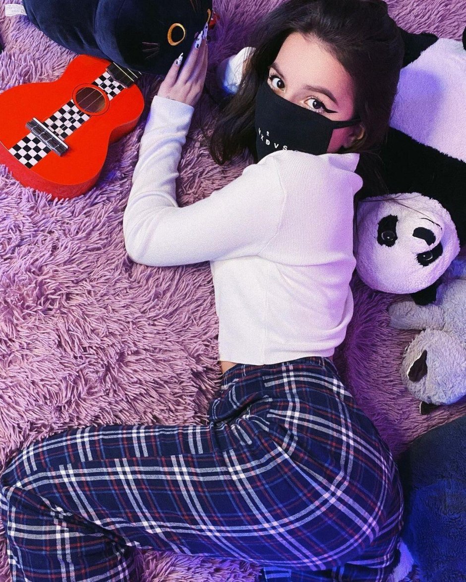 Amina Mirzoeva tender