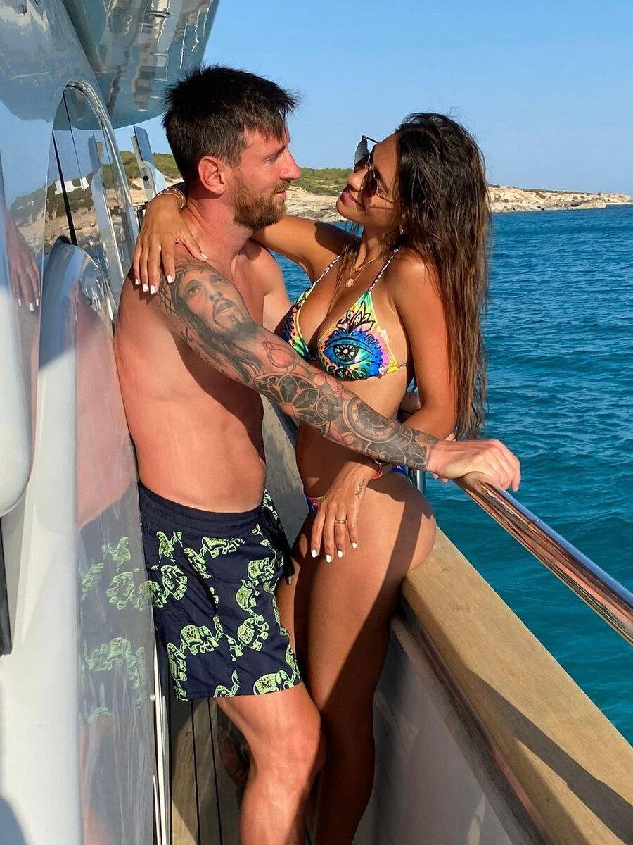 Antonella Rokutzzo and Messi
