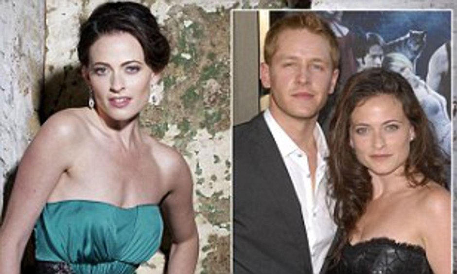 Lara Pulver and Joshua Dallas