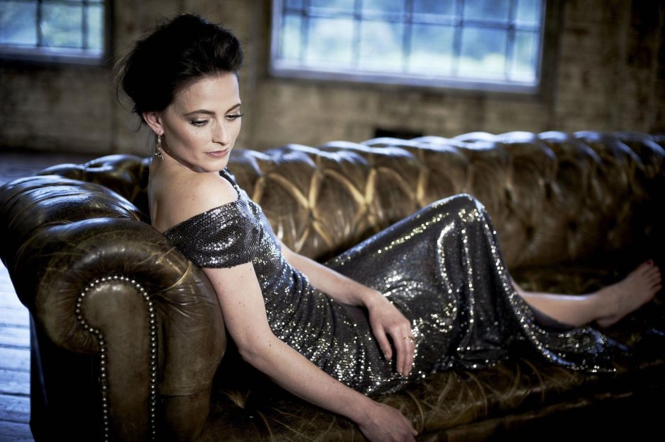 Lara Pulver Iren Adler
