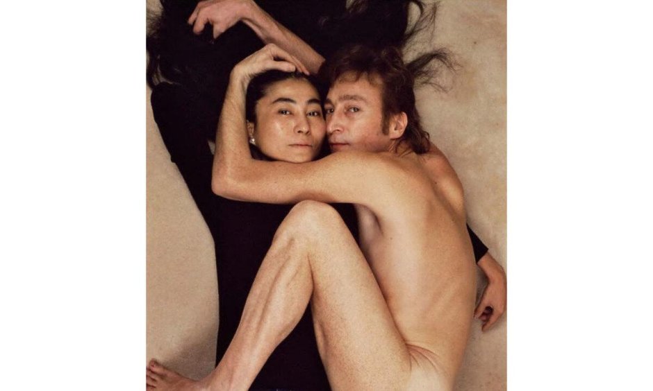 Annie Leibovitz John Lennon and Yoko it