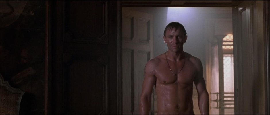 Daniel Craig Lara Croft Tomb of the Tombs