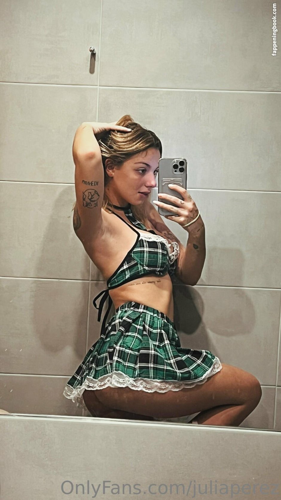 Julia Perez Fites Model Naked