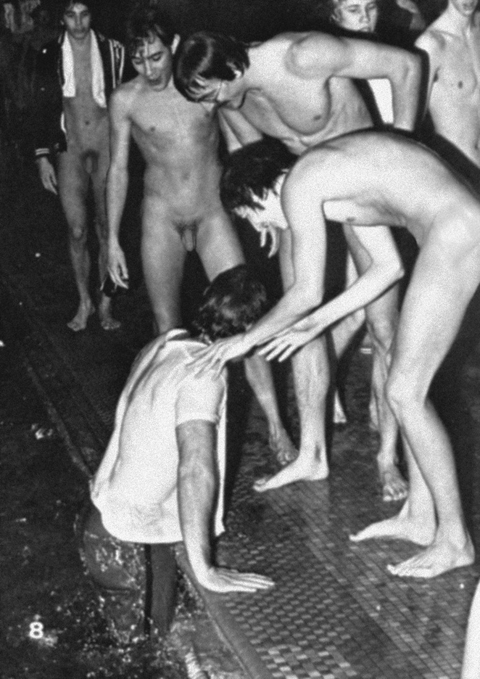 Naked girls Retro Dancing