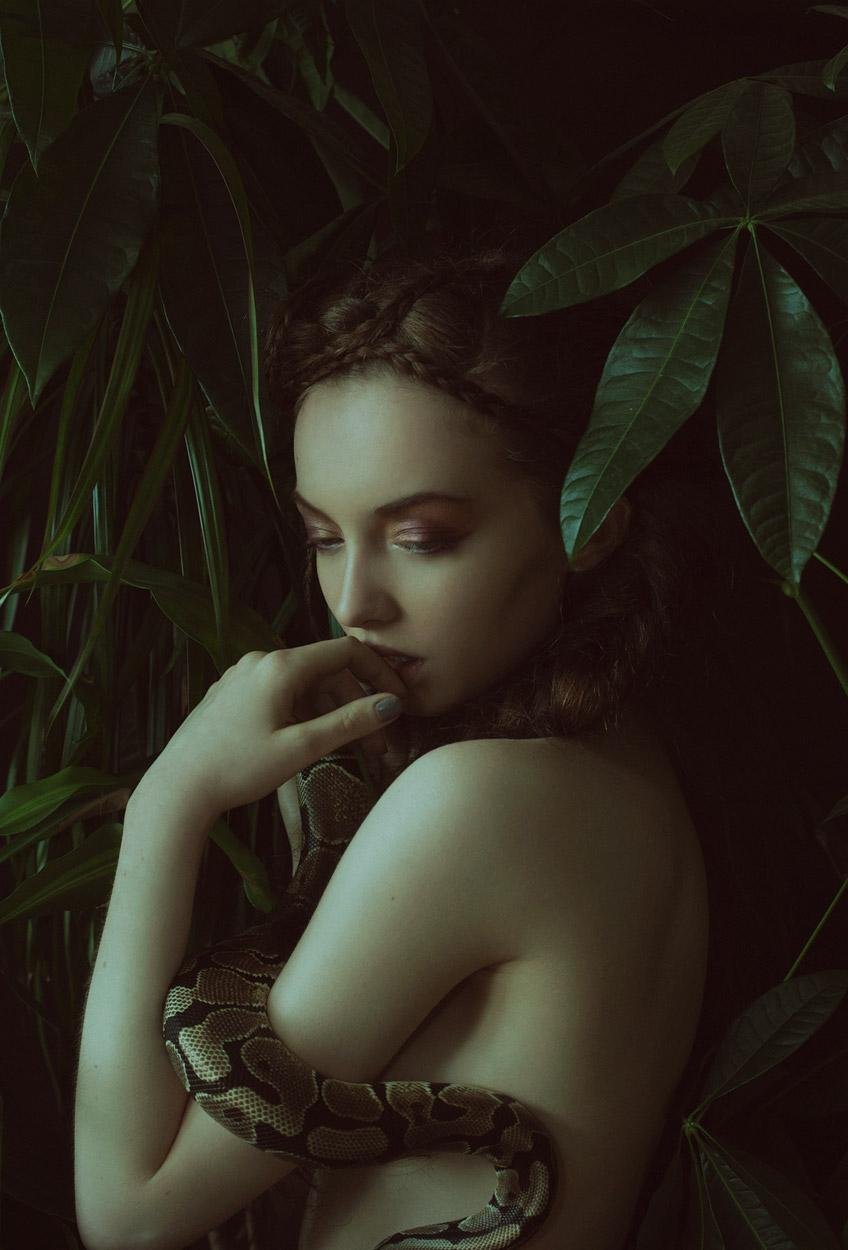 Woman Snake Aesthetics