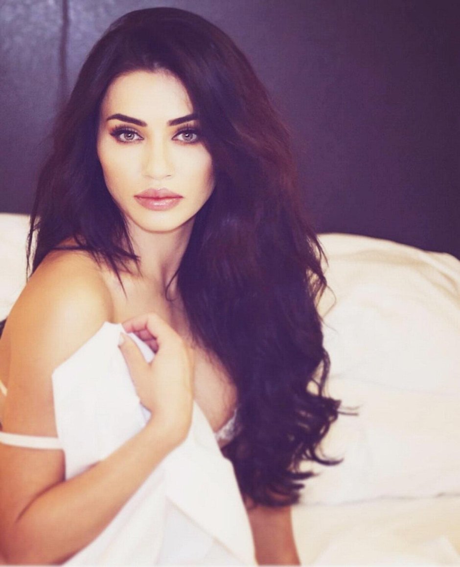 Model Andrea Sas Romania