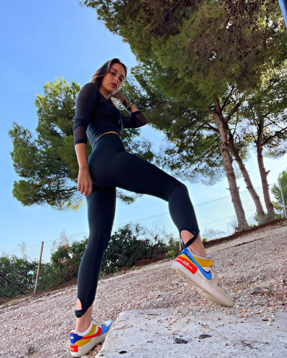 Nikol_koulen image of cosplay from inst