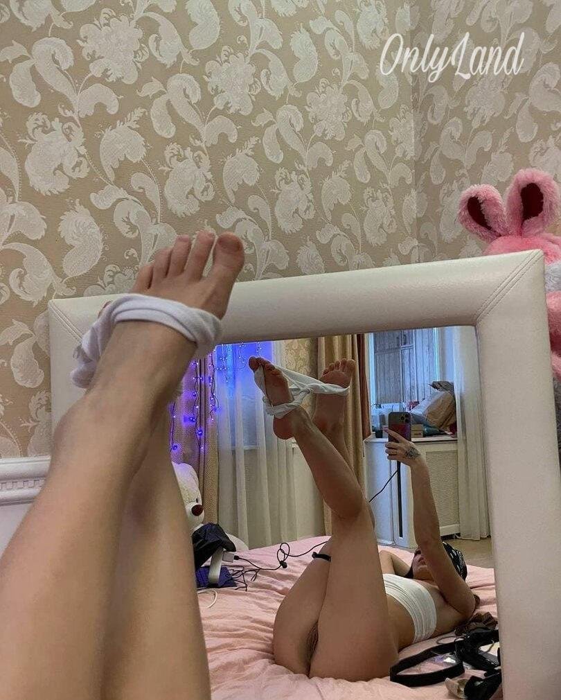 Barbie scam nude naked