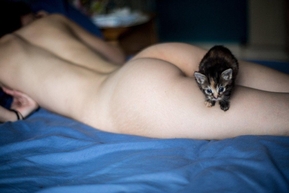 Beautiful pussies of girls nude