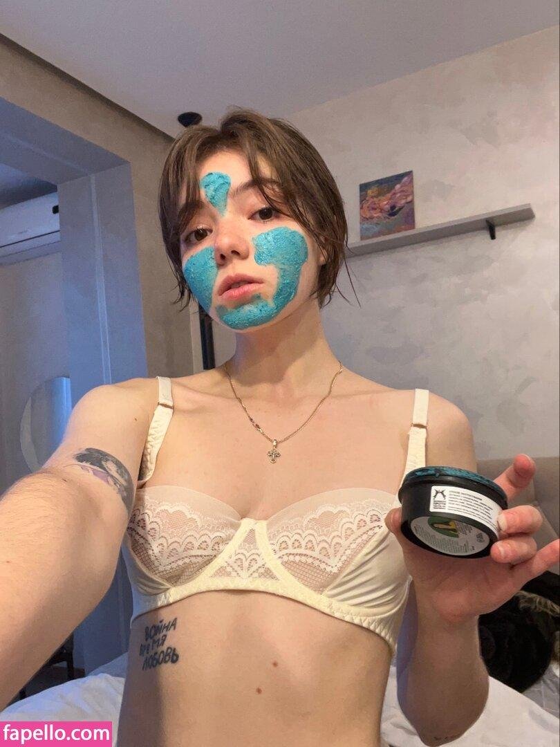 Eva Sayri Plumpy Mage Cloud