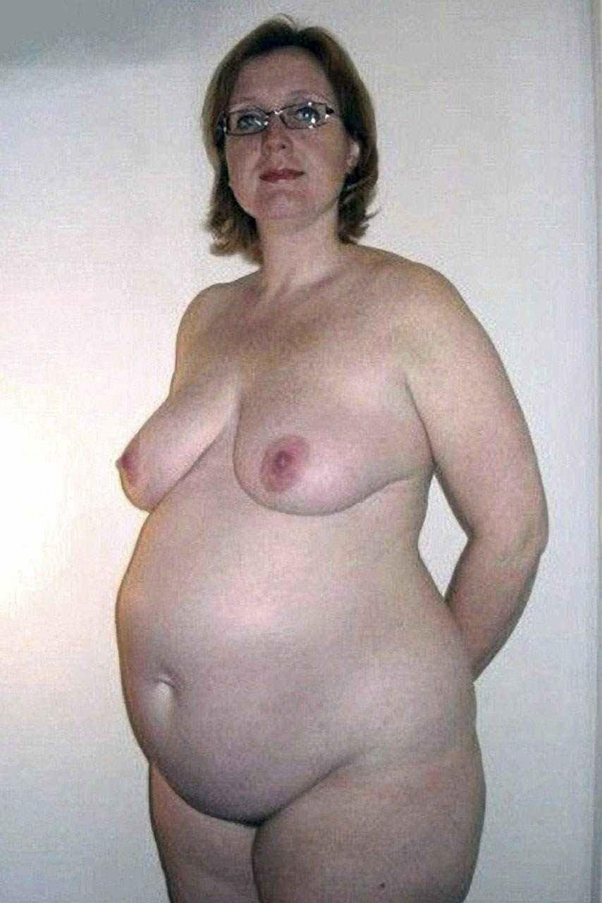 Naked Mature pregnant women