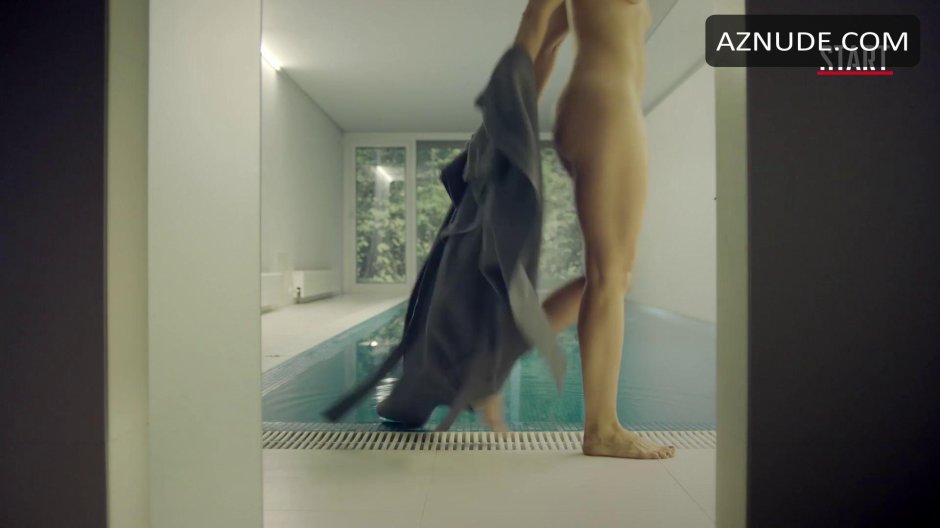 Daria Moroz naked in the cinema