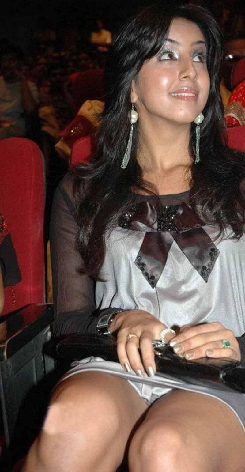 Indian girls in the skirts