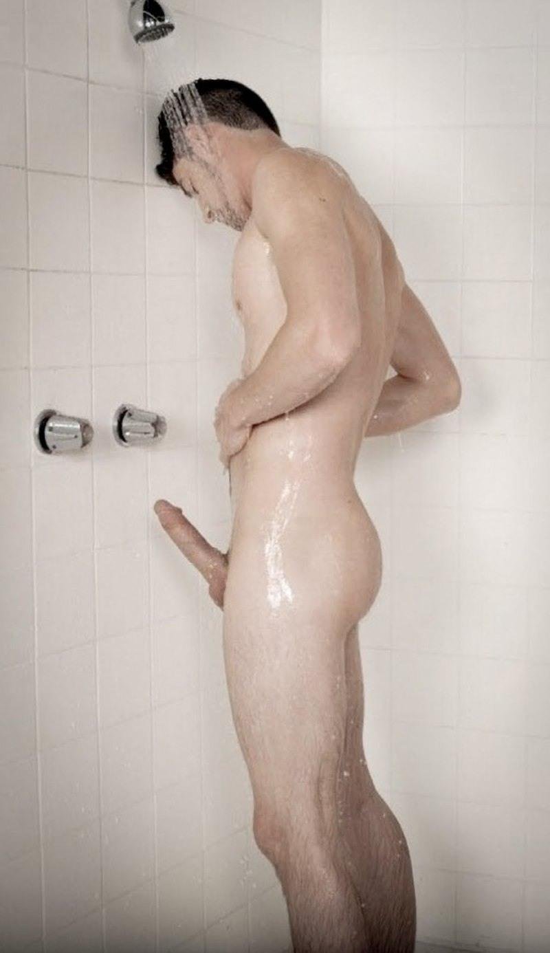 Guys undress in the shower